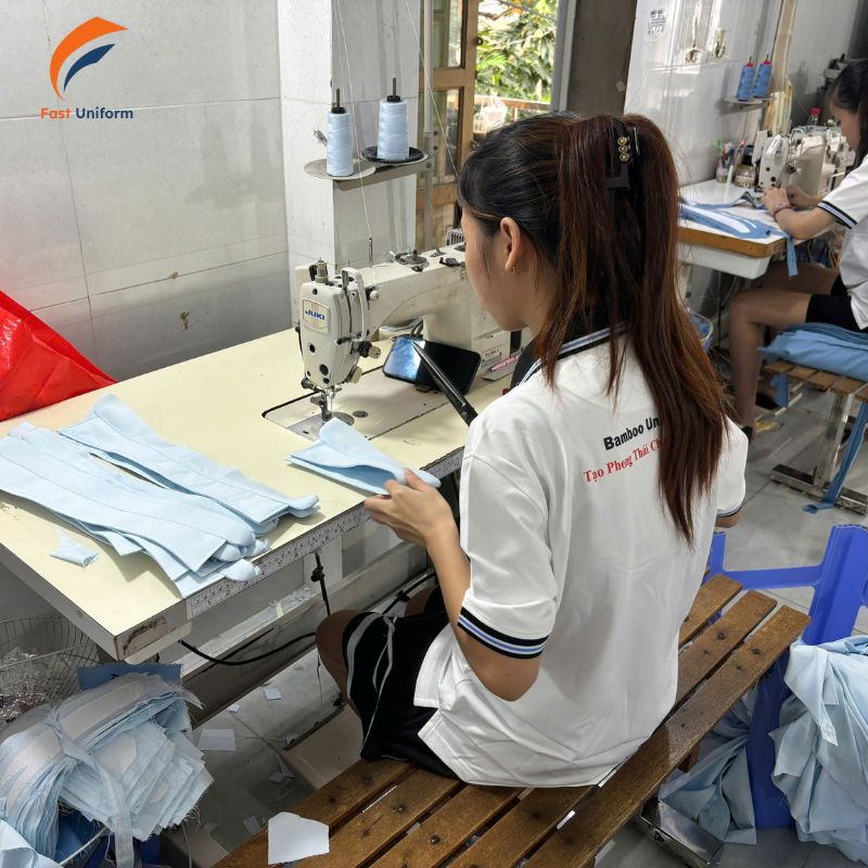 Quy trình hợp tác với Fast Uniform may đồng phục scrubs xanh teal