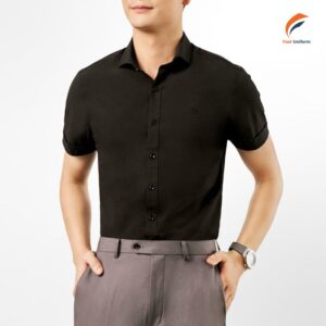 Áo sơ mi công sở đen tay ngắn lịch lãm, hiện đại và chuẩn phong thái doanh nhân
