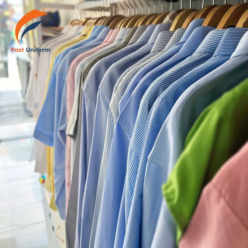 Áo sơ mi đồng phục chuẩn mực, lịch sự, thể hiện sự chuyên nghiệp