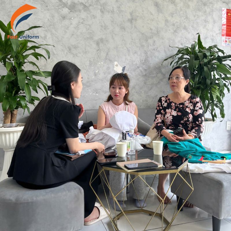 Fast Uniform – Đối tác tư vấn, thiết kế và sản xuất áo thun đồng phục uy tín