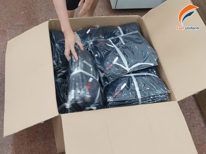 Đặt may số lượng lớn giúp tối ưu chi phí và đồng bộ chất lượng sản phẩm