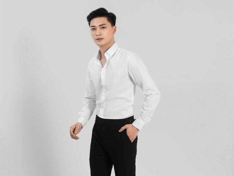 Áo sơ mi trắng đồng phục công sở