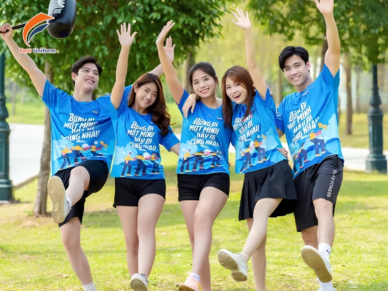 Kinh nghiệm đặt đồng phục team building doanh nghiệp gồm chọn kiểu dáng, chất liệu, màu sắc, size và xưởng may uy tín