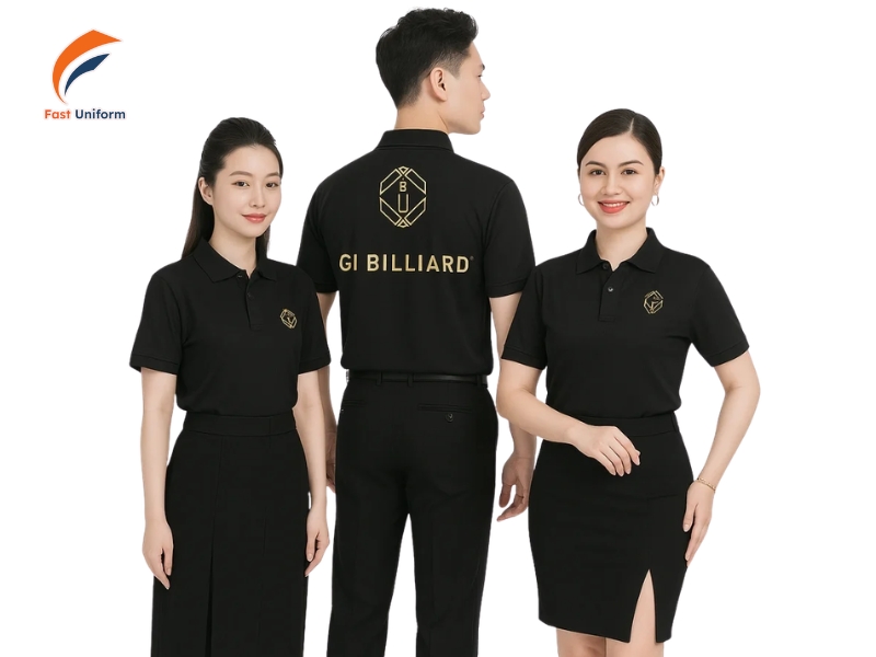 Áo đồng phục màu đen được ưa chuộng nhờ vẻ đẹp sang trọng, dễ phối và chuyên nghiệp