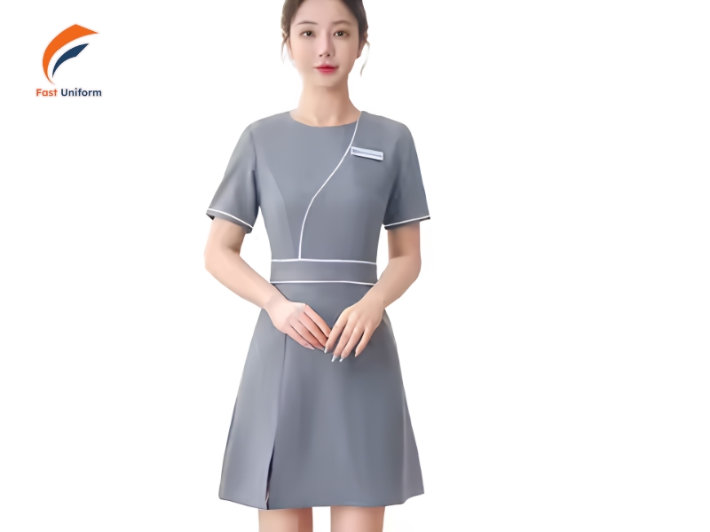 Váy spa màu xám thanh lịch, nữ tính, kín đáo, dễ vận động và tạo điểm nhấn