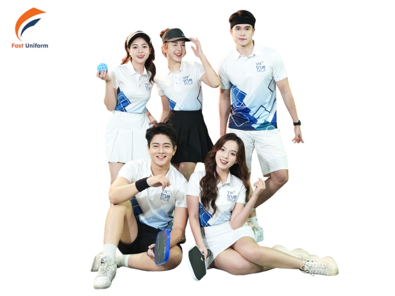 Các chất liệu may đồng phục Pickleball gồm thun mè, thun lạnh, Lacoste, cotton pha và vải công nghệ cao