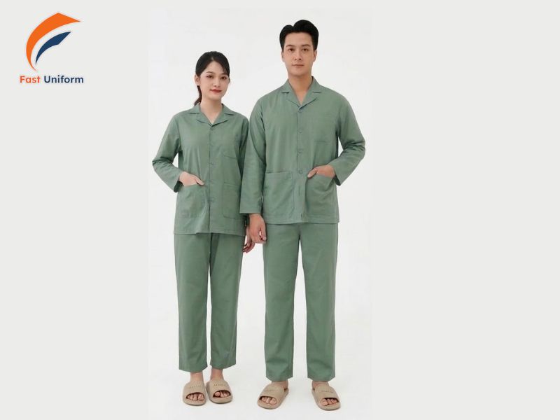 Lựa chọn màu đồng phục bệnh nhân phù hợp giúp tạo sự thoải mái, chuyên nghiệp và đồng bộ thương hiệu